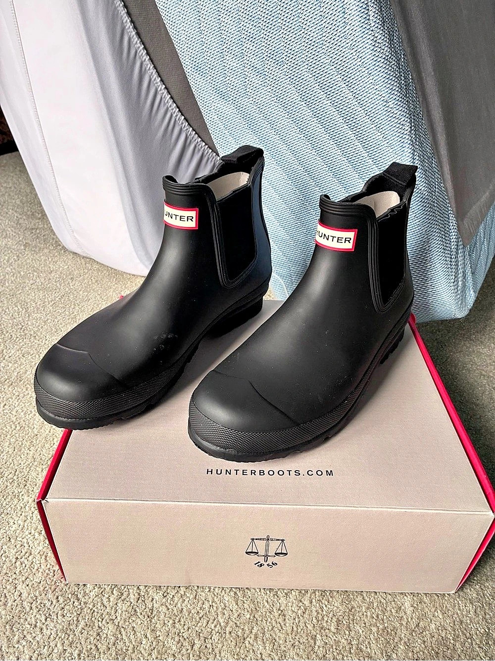 Men’s Hunter Original Chelsea Dark Sole RMA Rain Boots US 10